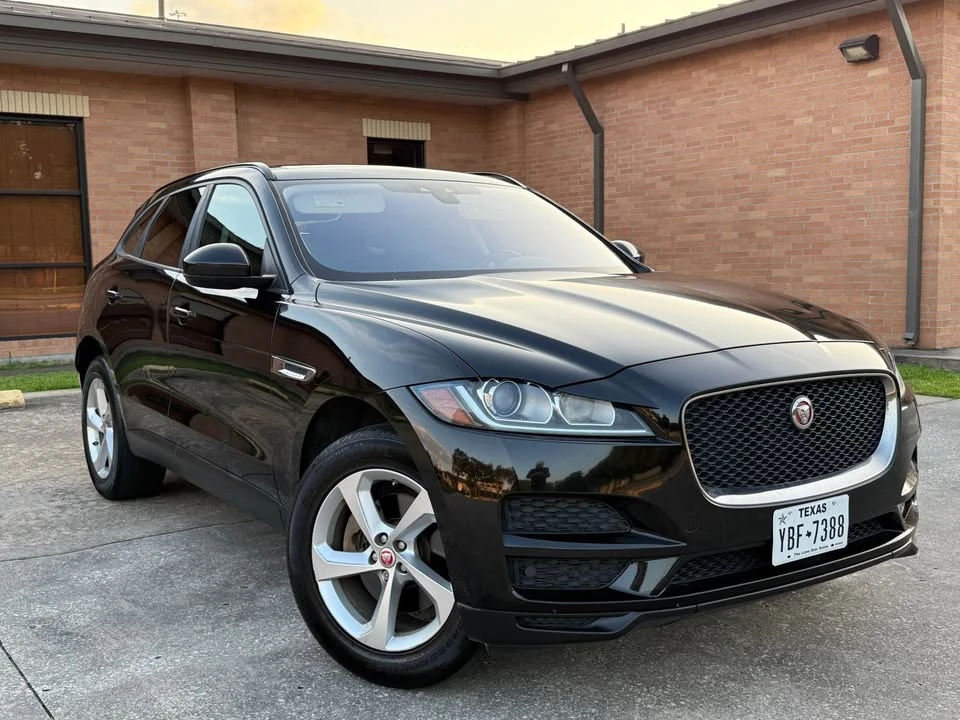 2017 Jaguar F-Pace - Image 19 of 20