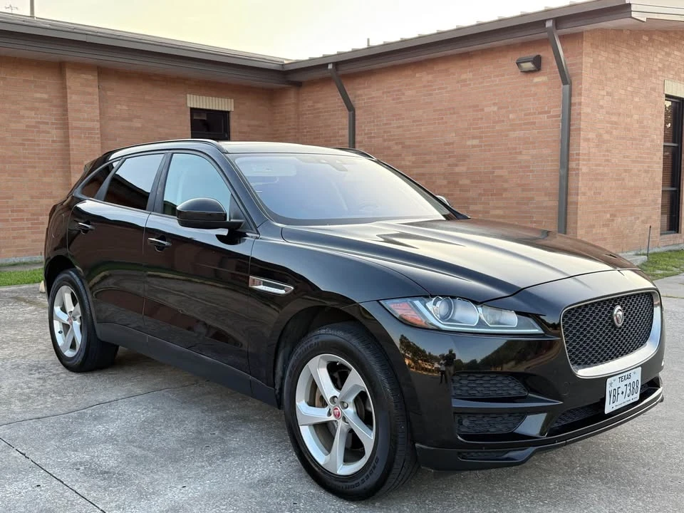 2017 Jaguar F-Pace - Image 16 of 20