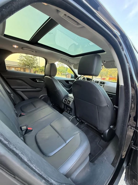 2017 Jaguar F-Pace - Image 11 of 20