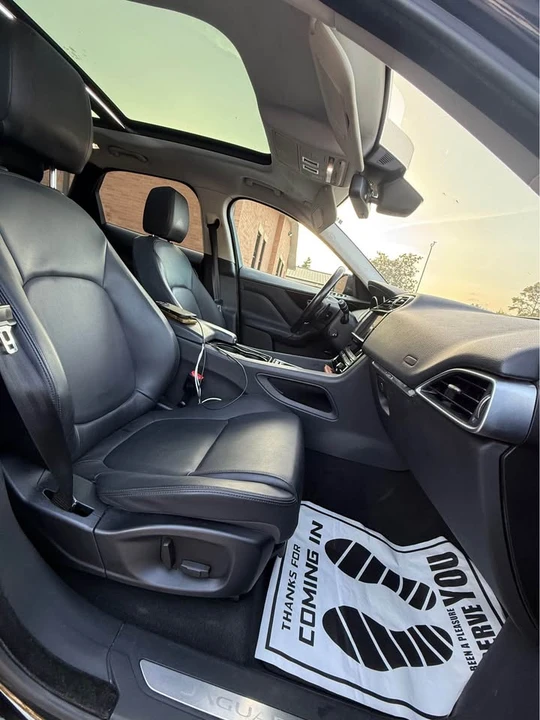 2017 Jaguar F-Pace - Image 12 of 20