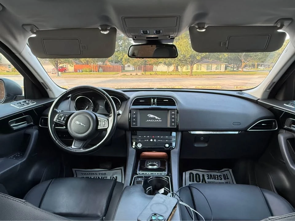 2017 Jaguar F-Pace - Image 14 of 20