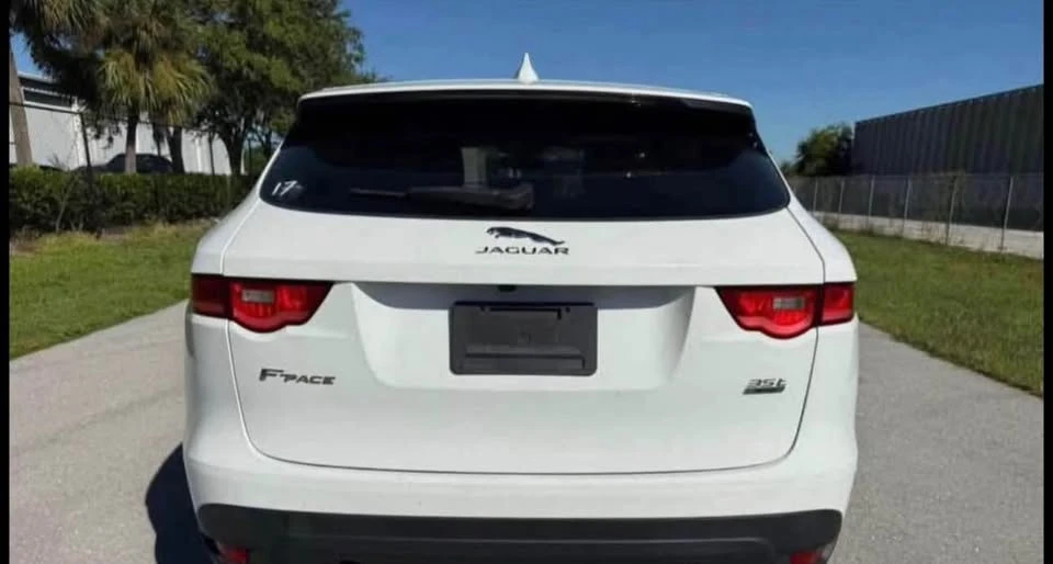 2017 Jaguar F-Pace - Image 5 of 13