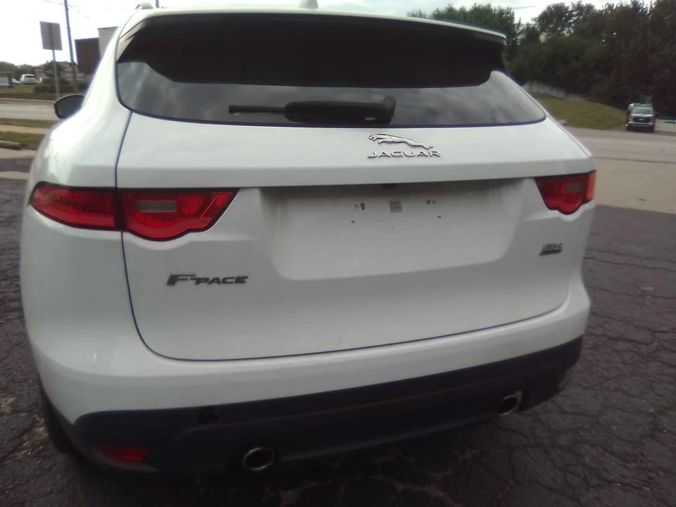 2017 Jaguar F-Pace - Image 4 of 20