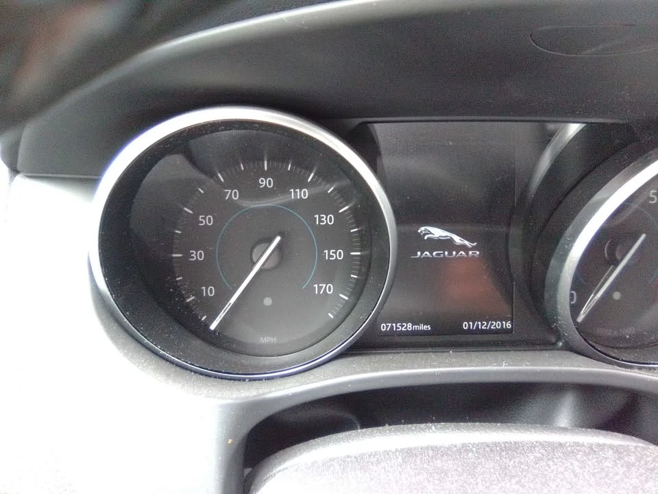 2017 Jaguar F-Pace - Image 7 of 20