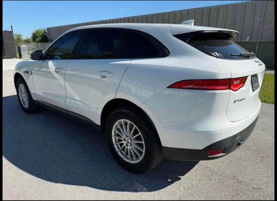 2017 Jaguar F-Pace - Image 4 of 13