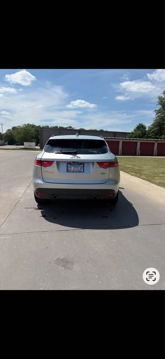 2017 Jaguar F-Pace - Image 3 of 8