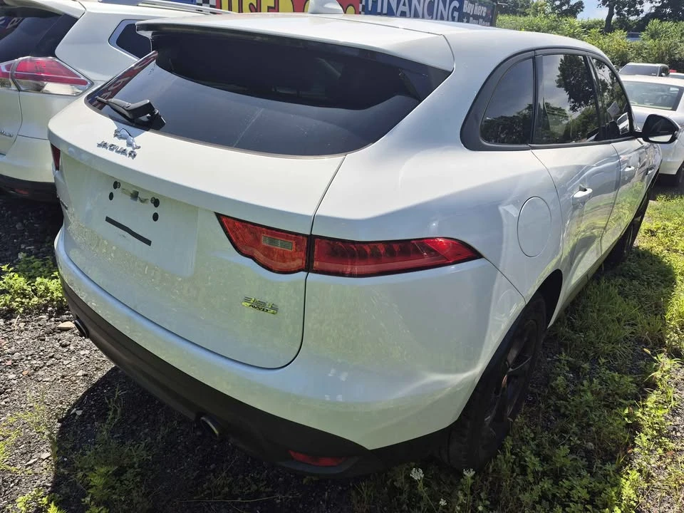 2017 Jaguar F-Pace - Image 3 of 20