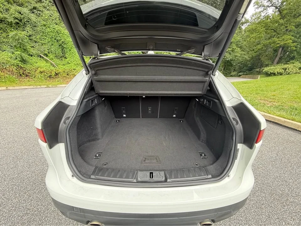 2017 Jaguar F-Pace - Image 12 of 17