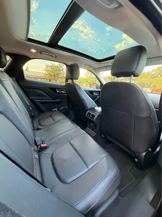 2017 Jaguar F-Pace - Image 12 of 15