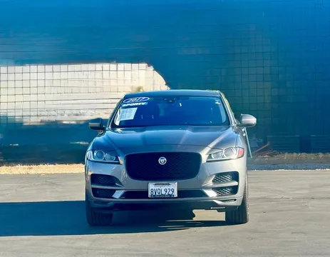 2017 Jaguar F-PACE 35t Premium Sport Utility 4D