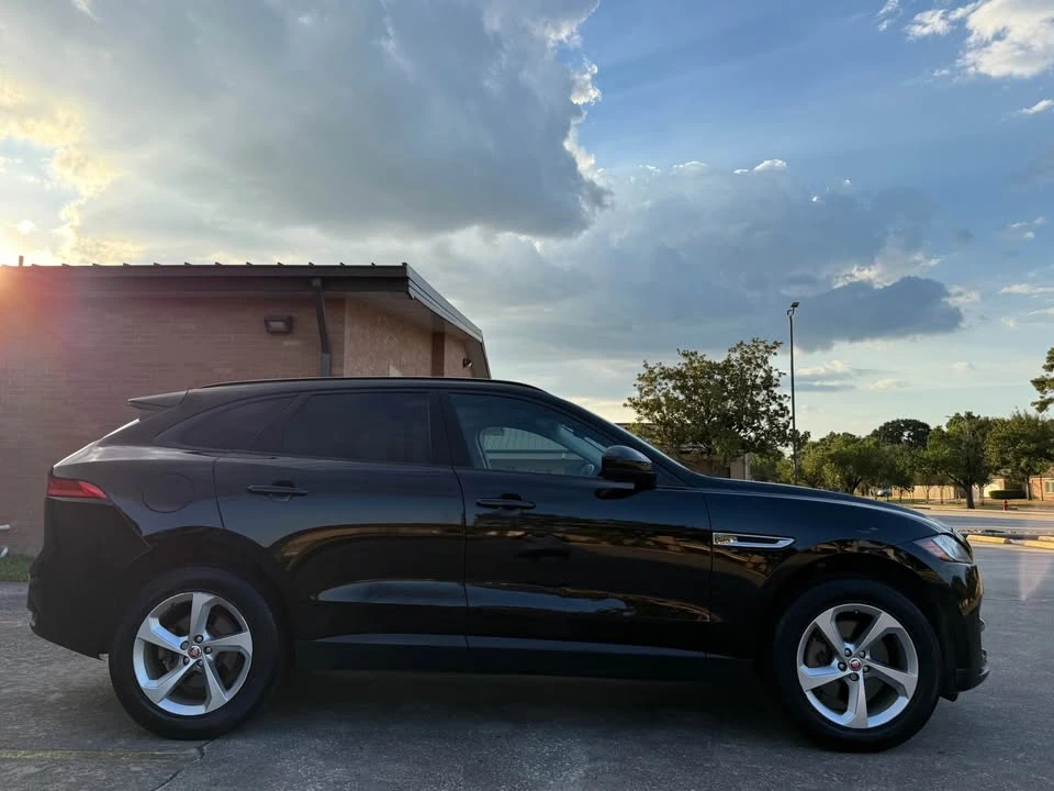 2017 Jaguar F-Pace - Image 6 of 15