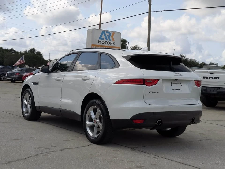 2017 Jaguar F-Pace - Image 2 of 6