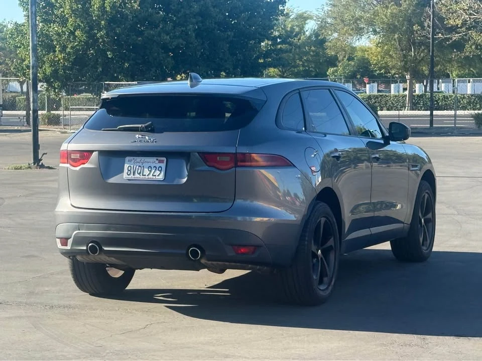 2017 Jaguar F-Pace - Image 5 of 11