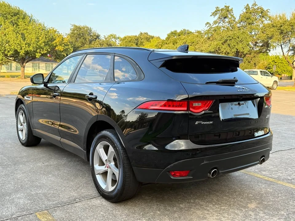 2017 Jaguar F-Pace - Image 3 of 15