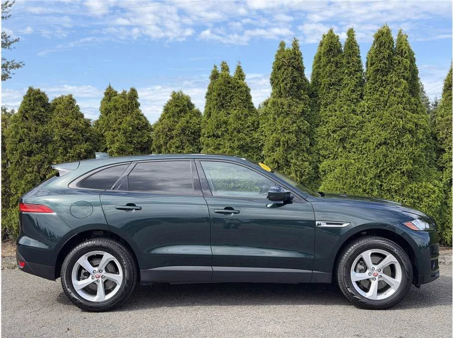 2017 Jaguar F-Pace - Image 7 of 17