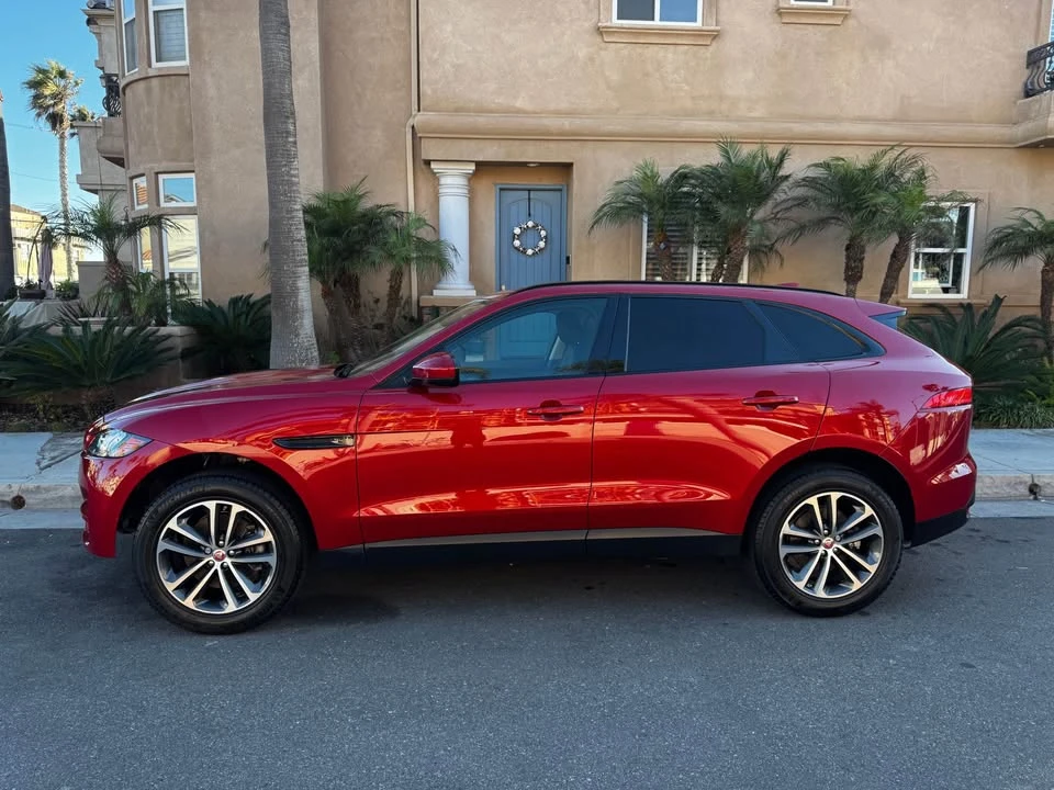 2017 Jaguar F-Pace - Image 5 of 18