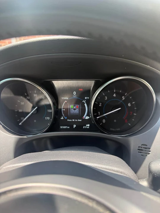 2017 Jaguar F-Pace - Image 10 of 11