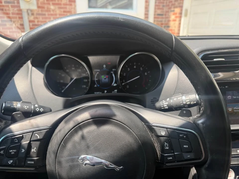 2017 Jaguar F-Pace - Image 11 of 11