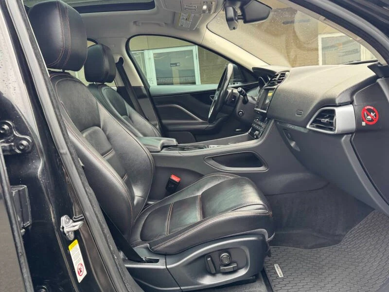 2017 Jaguar F-Pace - Image 14 of 20