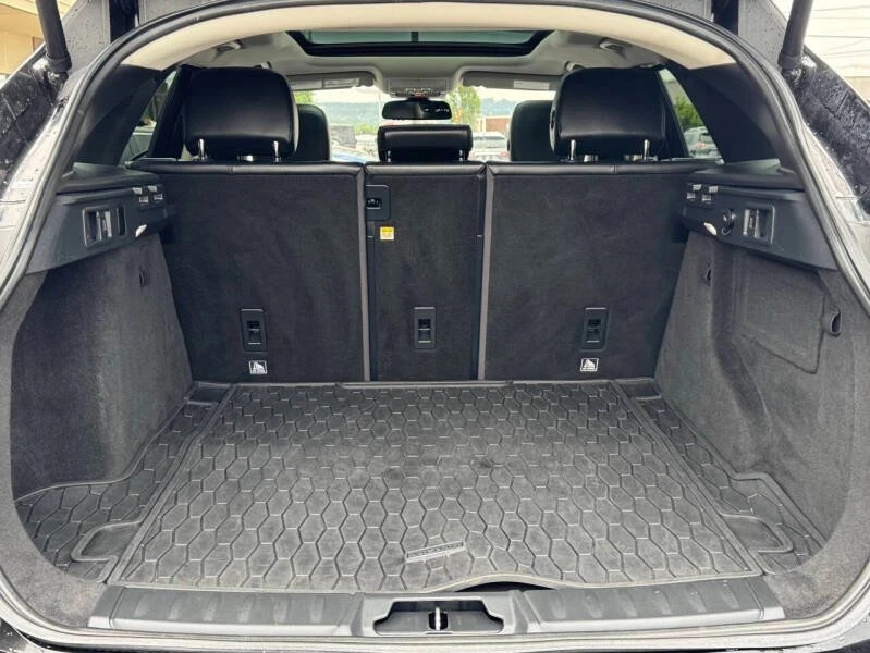 2017 Jaguar F-Pace - Image 12 of 20