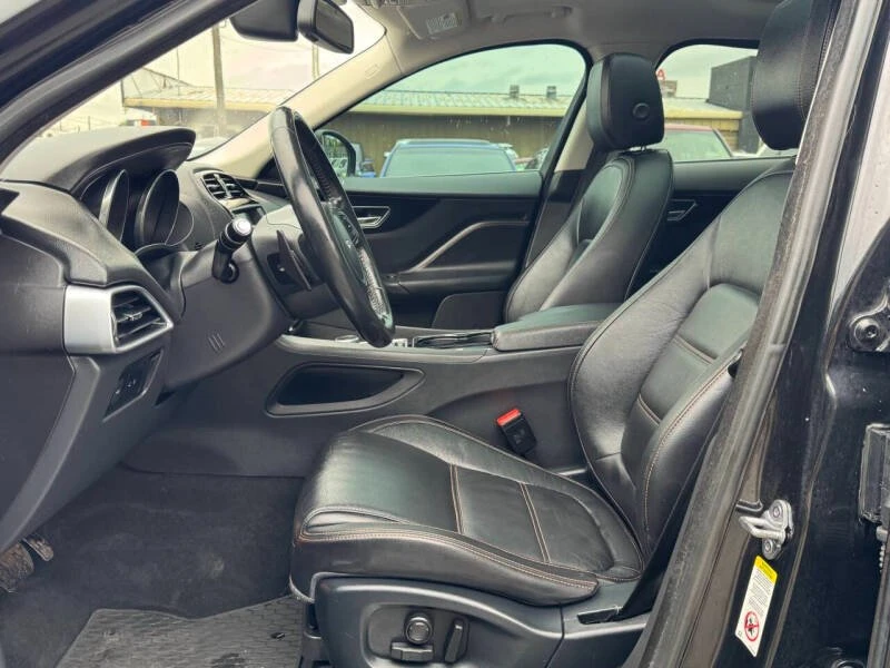 2017 Jaguar F-Pace - Image 10 of 20