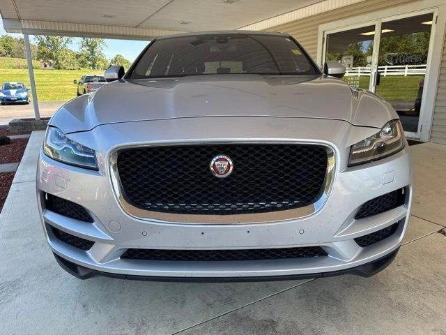 2017 Jaguar F-Pace - Image 7 of 10