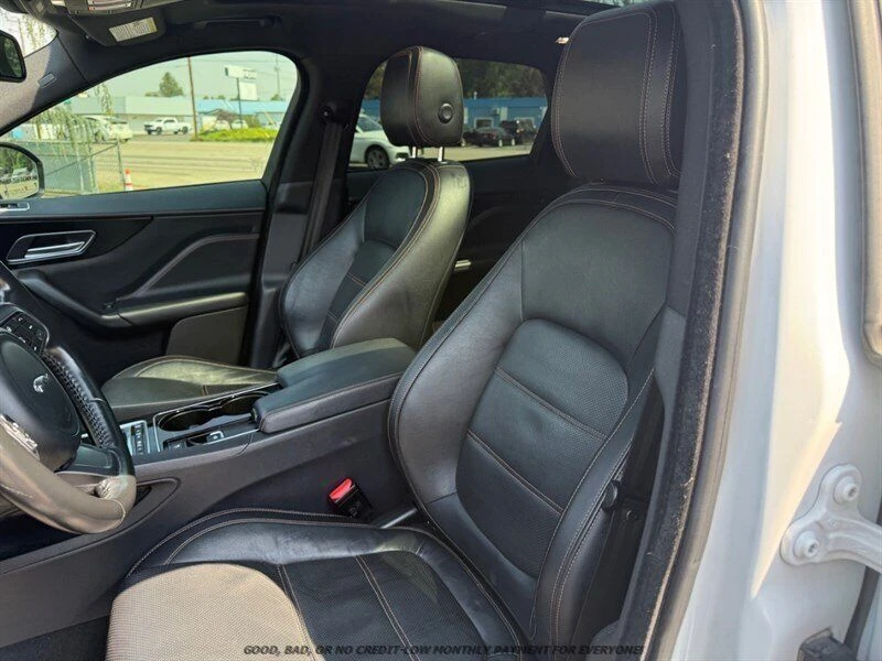 2017 Jaguar F-Pace - Image 11 of 20