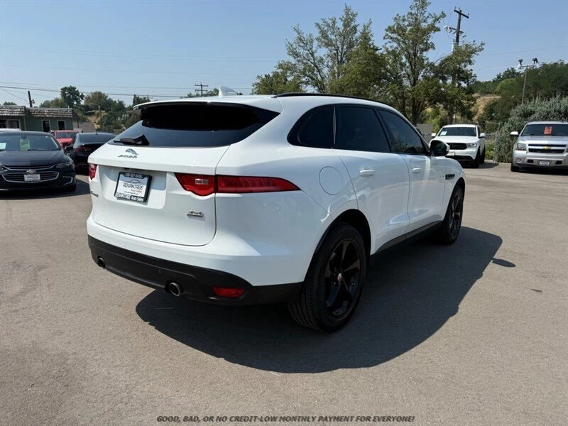 2017 Jaguar F-Pace - Image 7 of 20