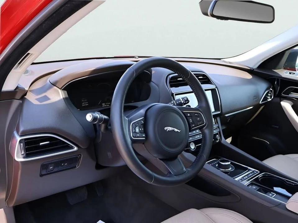 2017 Jaguar F-Pace - Image 19 of 20