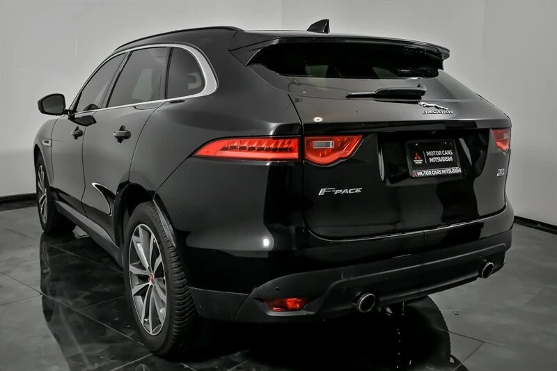 2017 Jaguar F-Pace - Image 8 of 21
