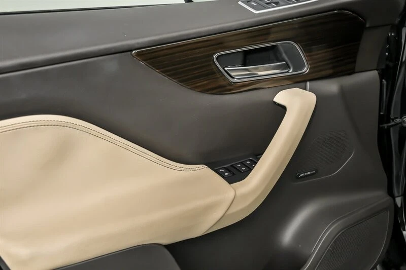 2017 Jaguar F-Pace - Image 15 of 21