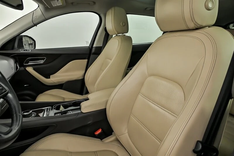 2017 Jaguar F-Pace - Image 19 of 21