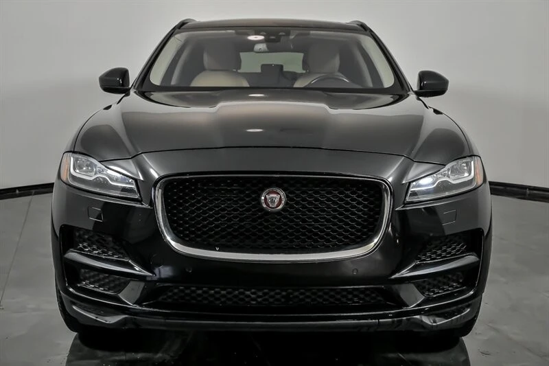 2017 Jaguar F-Pace - Image 4 of 21