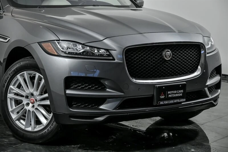 2017 Jaguar F-Pace - Image 2 of 21