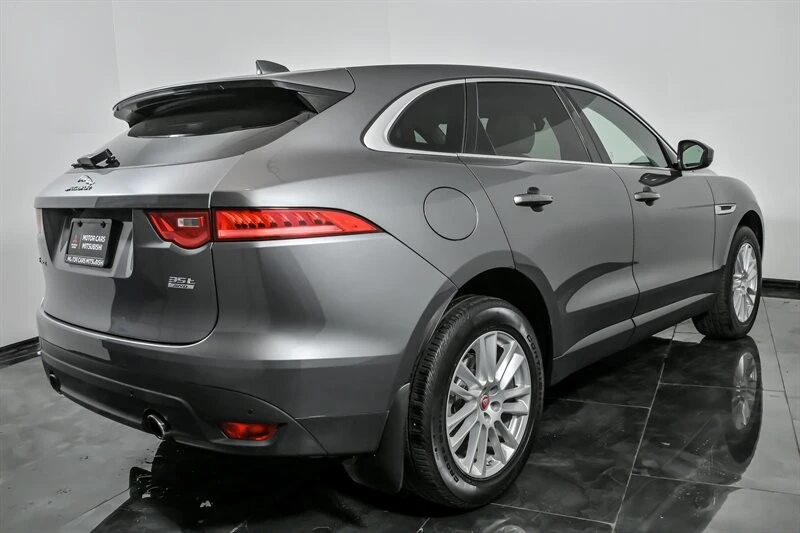 2017 Jaguar F-Pace - Image 10 of 21