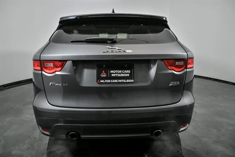 2017 Jaguar F-Pace - Image 9 of 21