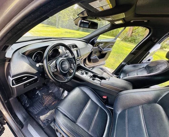 2017 Jaguar F-Pace - Image 11 of 16