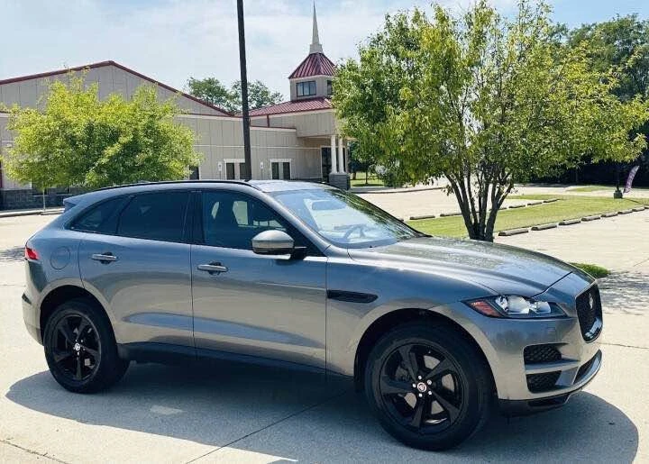 2017 Jaguar F-Pace - Image 3 of 16