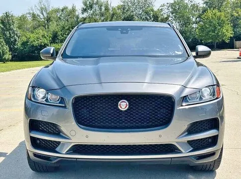 2017 Jaguar F-PACE 35t Prestige SUV