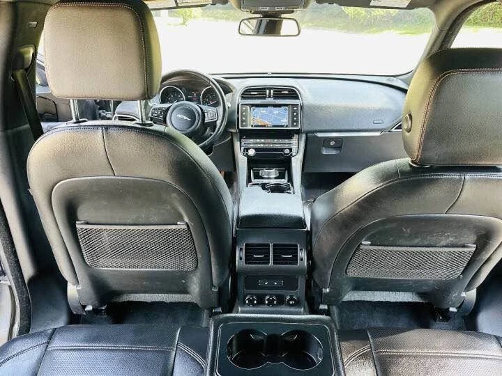 2017 Jaguar F-Pace - Image 10 of 16
