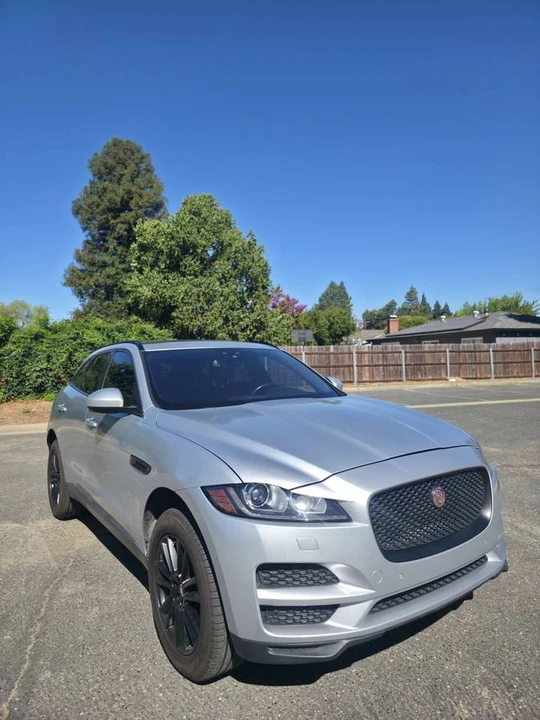 2017 Jaguar F-Pace - Image 6 of 13