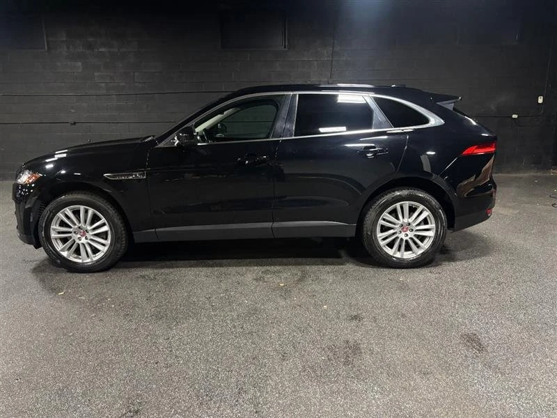 2017 Jaguar F-Pace - Image 6 of 13
