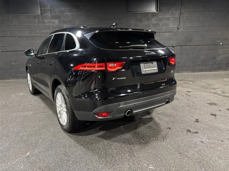 2017 Jaguar F-Pace - Image 5 of 13