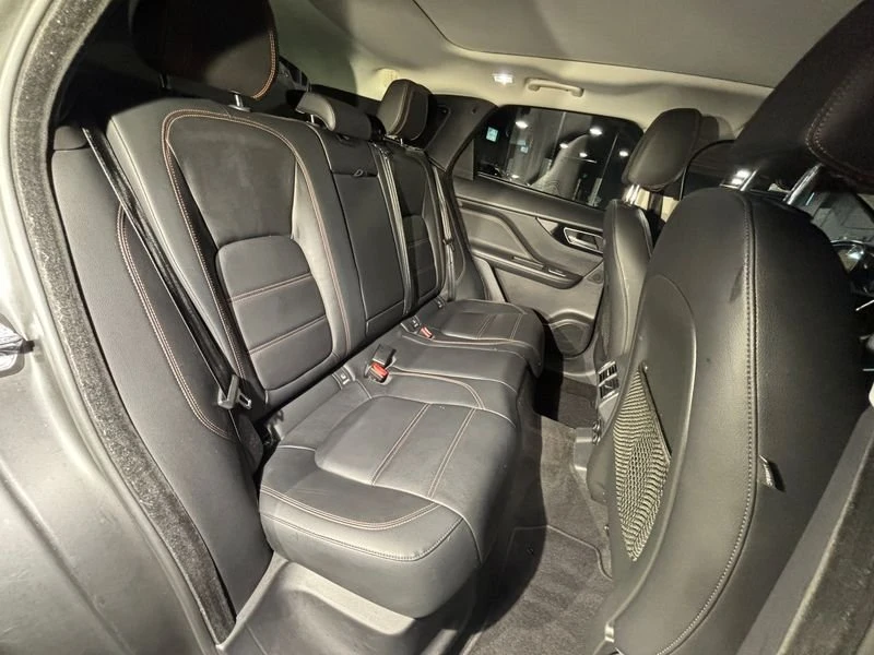 2017 Jaguar F-Pace - Image 10 of 13