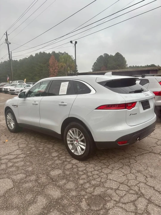 2017 Jaguar F-Pace - Image 2 of 20