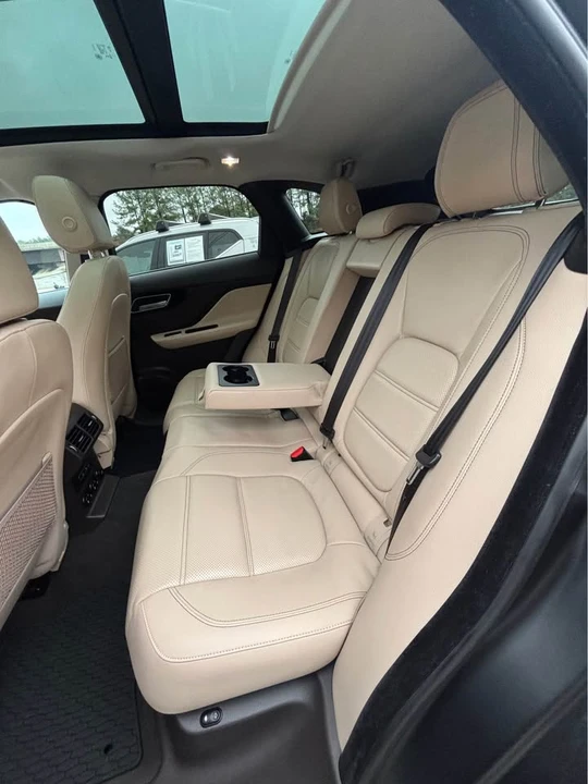 2017 Jaguar F-Pace - Image 20 of 20