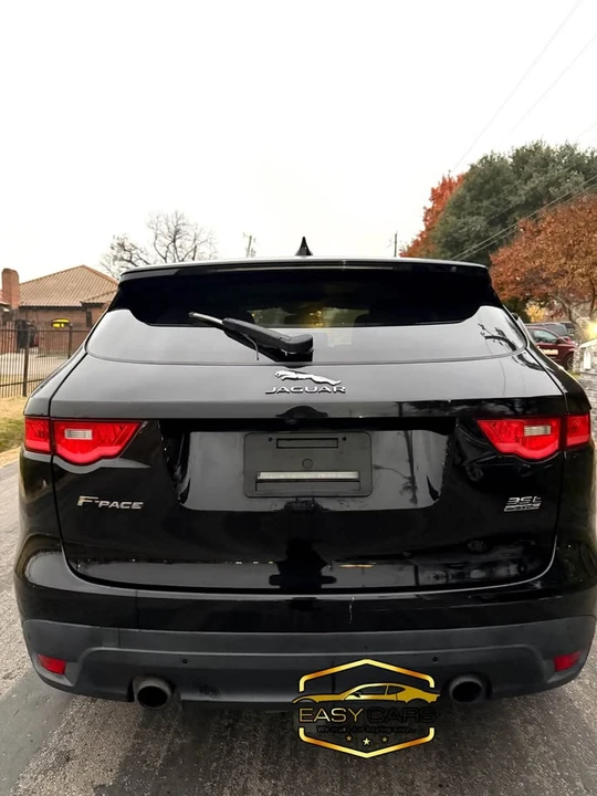 2017 Jaguar F-Pace - Image 11 of 11