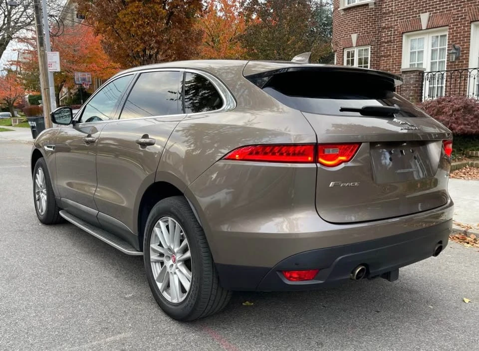 2017 Jaguar F-Pace - Image 7 of 19