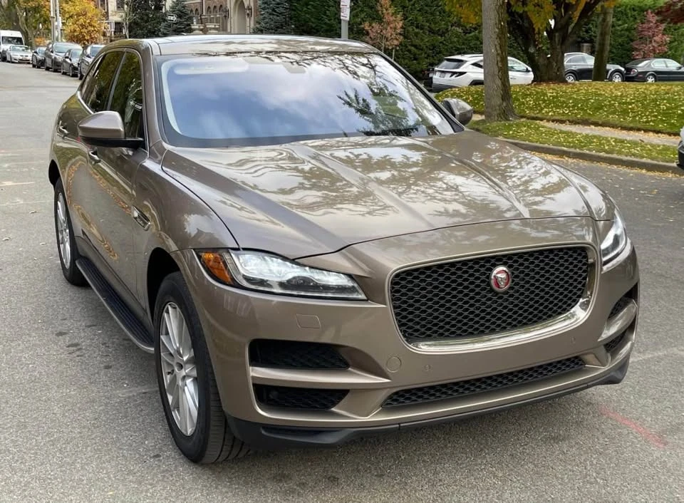 2017 Jaguar F-Pace - Image 3 of 19