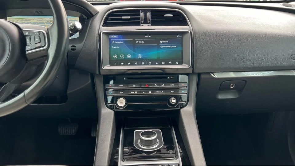 2017 Jaguar F-Pace - Image 11 of 20